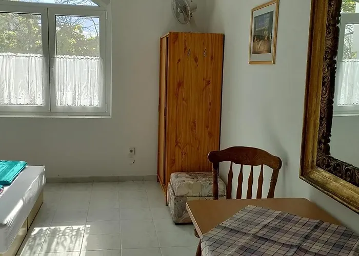 Zolka Vendeghaz Oda ve Kahvaltı Badacsonytomaj