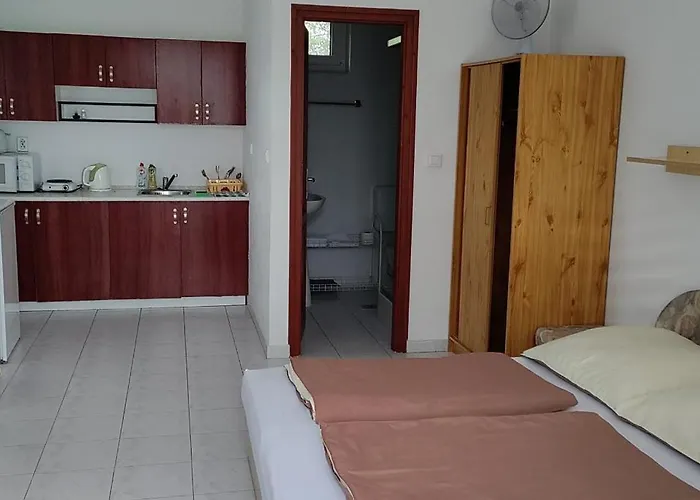 Oda ve Kahvaltı Zolka Vendeghaz Badacsonytomaj