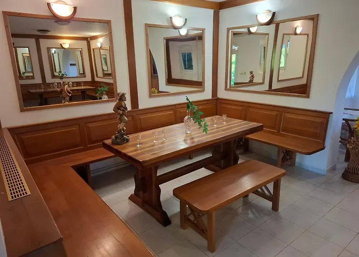 Zolka Vendeghaz Oda ve Kahvaltı