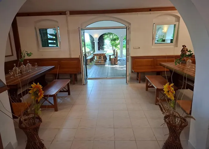 Oda ve Kahvaltı Zolka Vendeghaz 3*