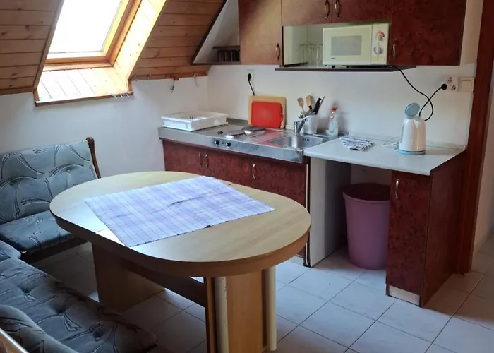 Zolka Vendeghaz 3* Badacsonytomaj